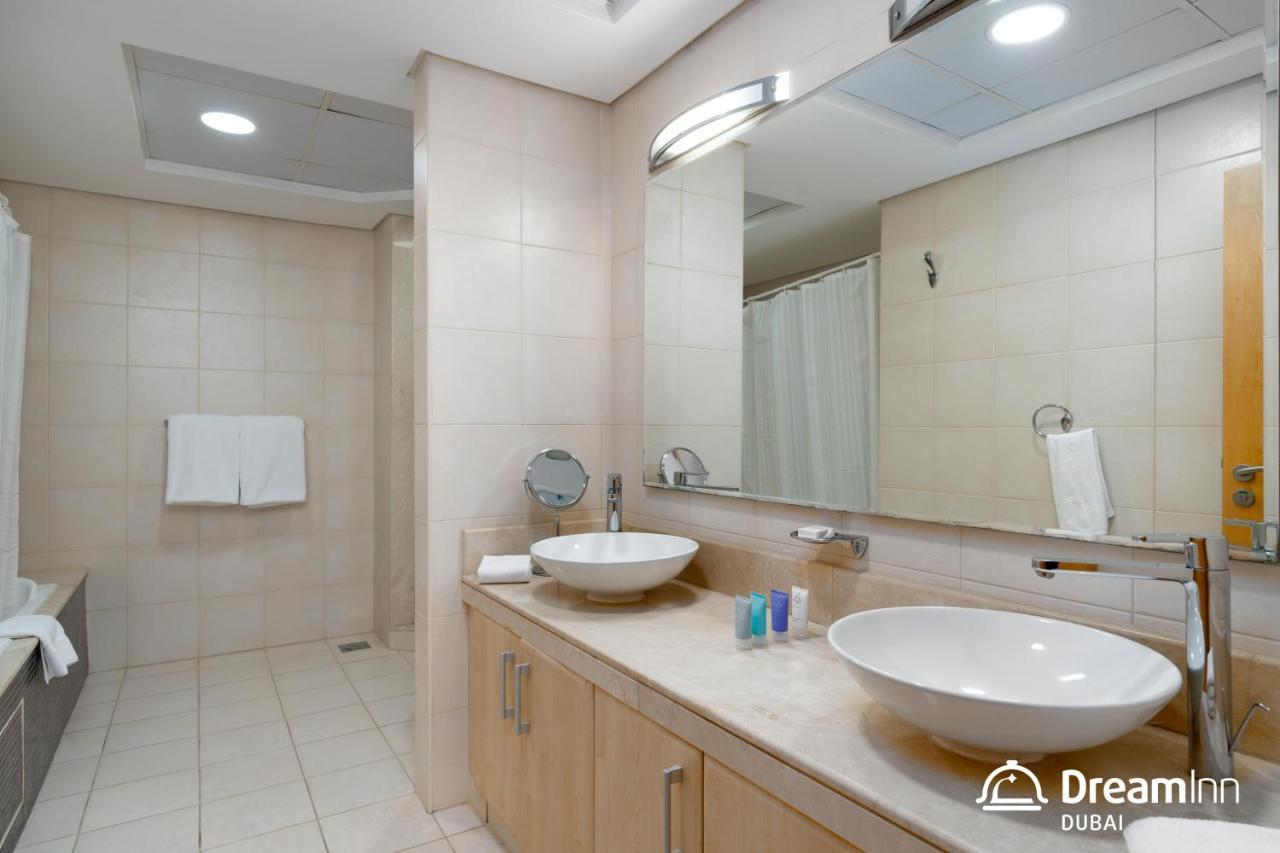 Dream Inn - Shoreline Palm Jumeirah Dubai Exterior photo