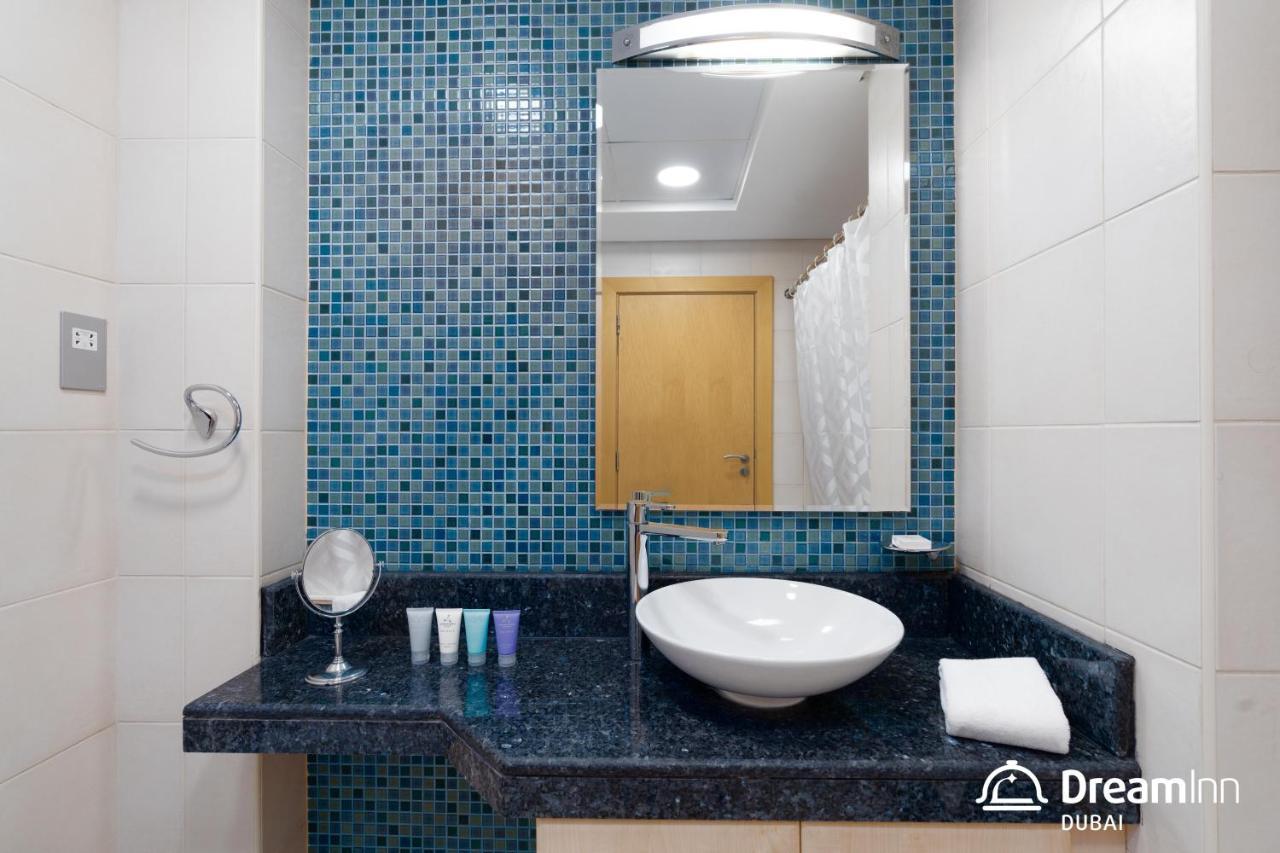 Dream Inn - Shoreline Palm Jumeirah Dubai Exterior photo